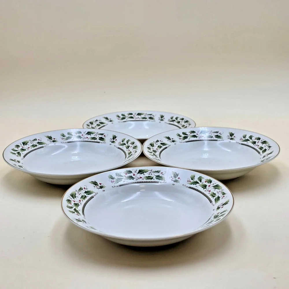 Royal Limited Holly Holiday Soup Bowl 8.25 Inch Bone China Gold Christmas Trim